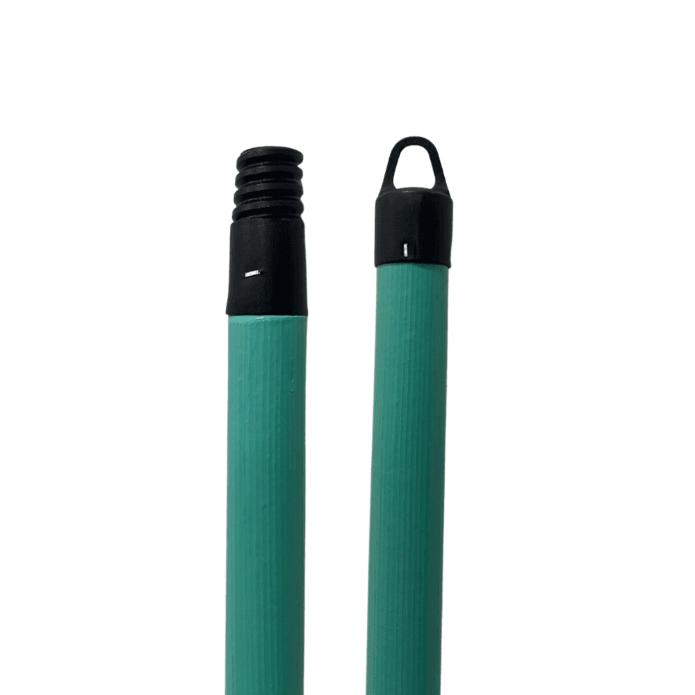 Cabo de Madeira Plastificado 1,20m com Rosca para Rodos e Vassouras Caiçara. Categoria Acessórios para Limpeza. Subcategoria Cabos. Marca Caiçara. Quantidade 1. Casa Limpa em São Paulo, Rua Apinajés 1484, Sumaré.