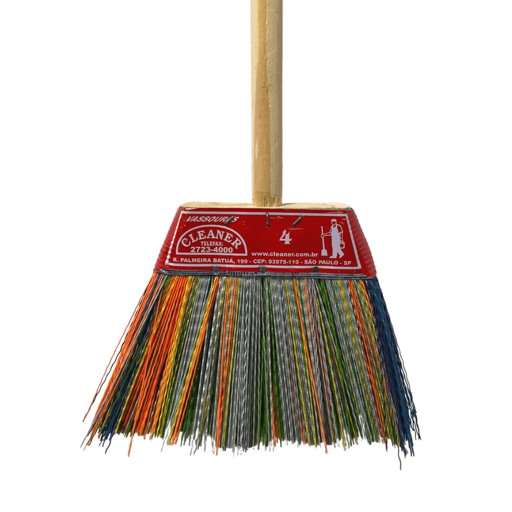 Vassoura de Nylon com Cabo de Madeira Cleaner N4 Indicada para Uso Externo. Categoria Acessórios para Limpeza. Subcategoria Vassouras. Marca Cleaner. Quantidade 1. Casa Limpa em São Paulo, Rua Apinajés 1484, Sumaré.