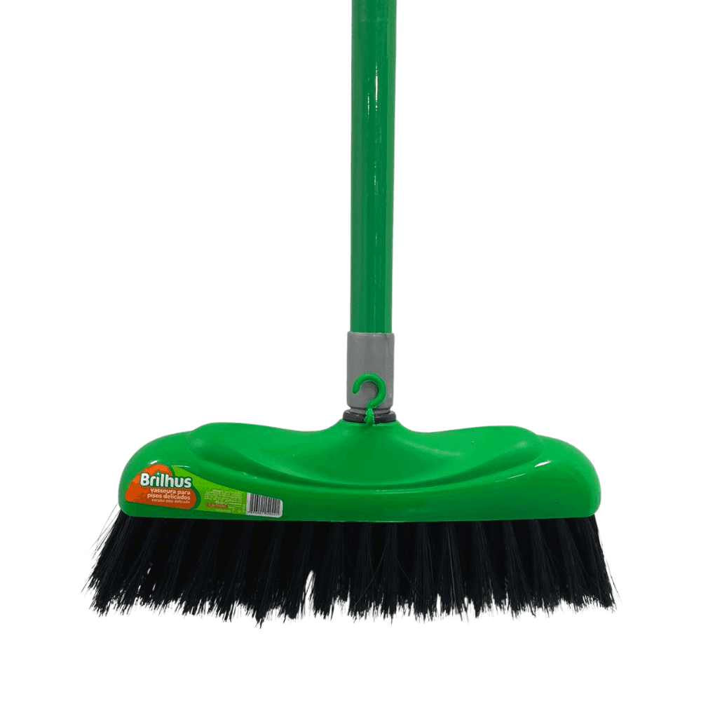 Vassoura de Pelo Sintético 30cm Brilhus Indicada para uso Interno. Categoria Acessórios para Limpeza. Subcategoria Vassouras. Marca Brilhus. Quantidade 1. Casa Limpa em São Paulo, Rua Apinajés 1484, Sumaré.