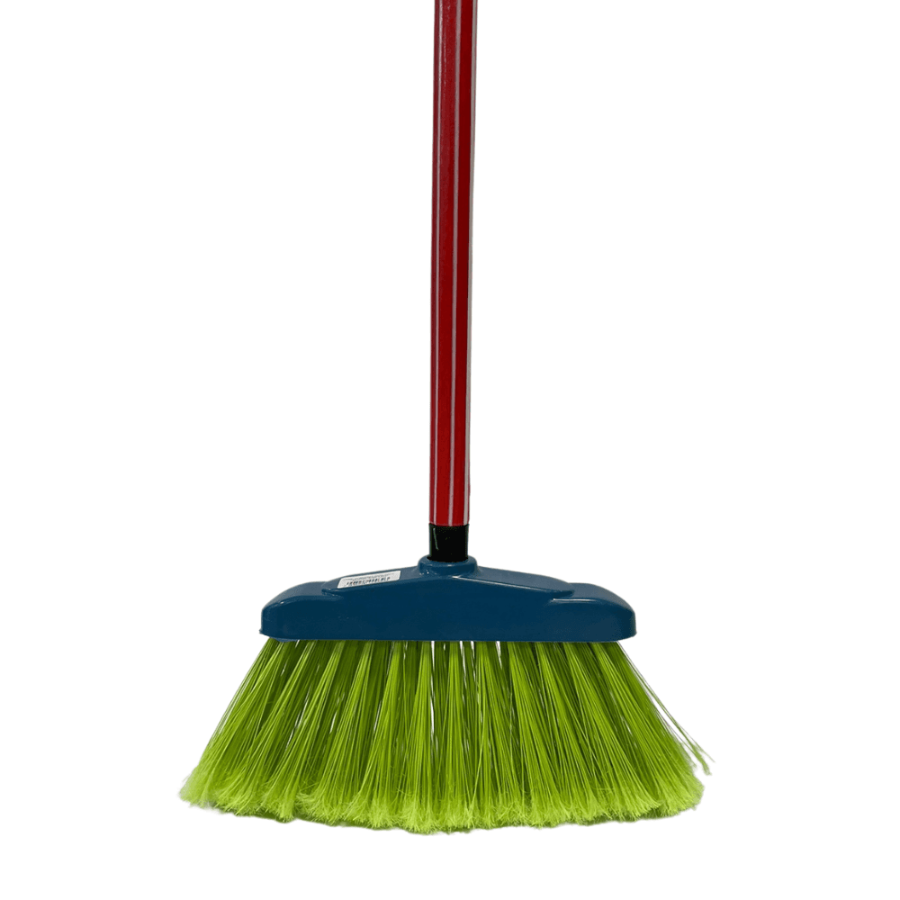 Vassoura Tipo Noviça com Cerdas Plumadas e Cabo Plastificado MM Acessórios